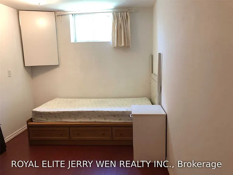 156 McNicoll Ave — Photo 6