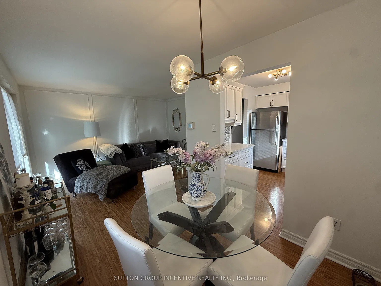 2 bed, $2,200 — Photo 4