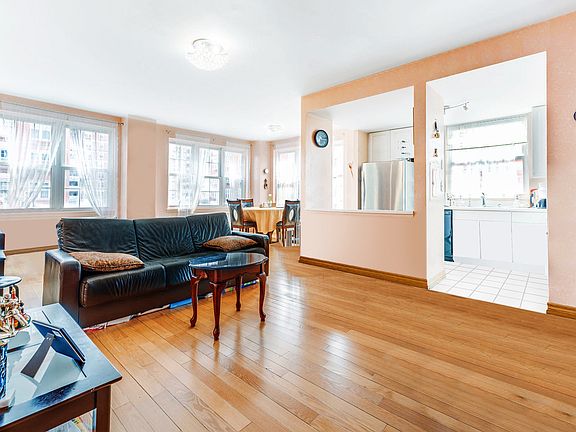 2nd image of 40 Oceana Dr Unit 3F