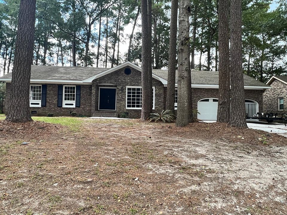 1st image of 119 Stratford Dr