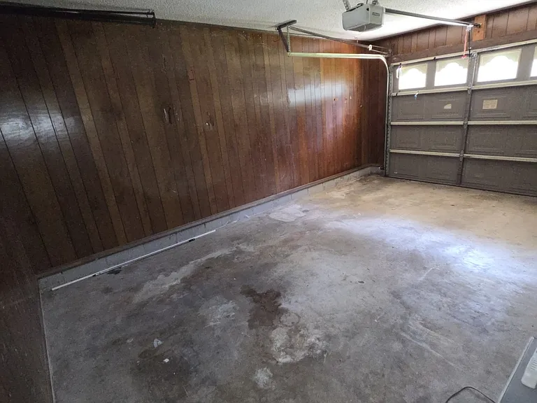 504 Martha Dr — Photo 28