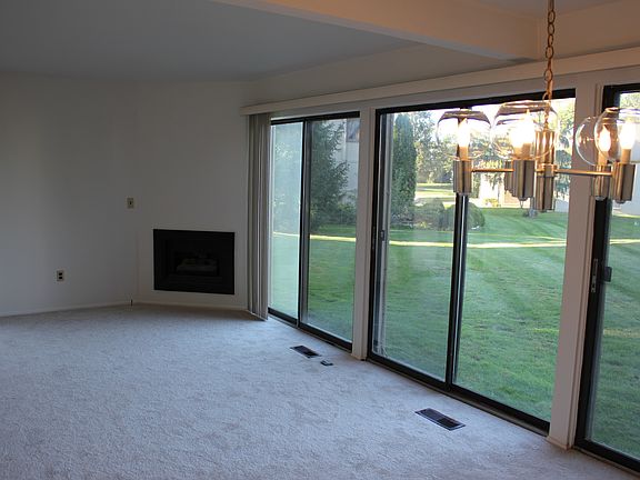 5th image of 3026 Moon Lake Dr #116