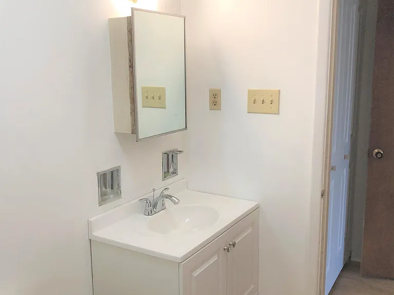 6350 Forward Ave #24 — Photo 13