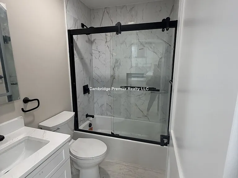 233 Highland Ave #1 — Photo 18