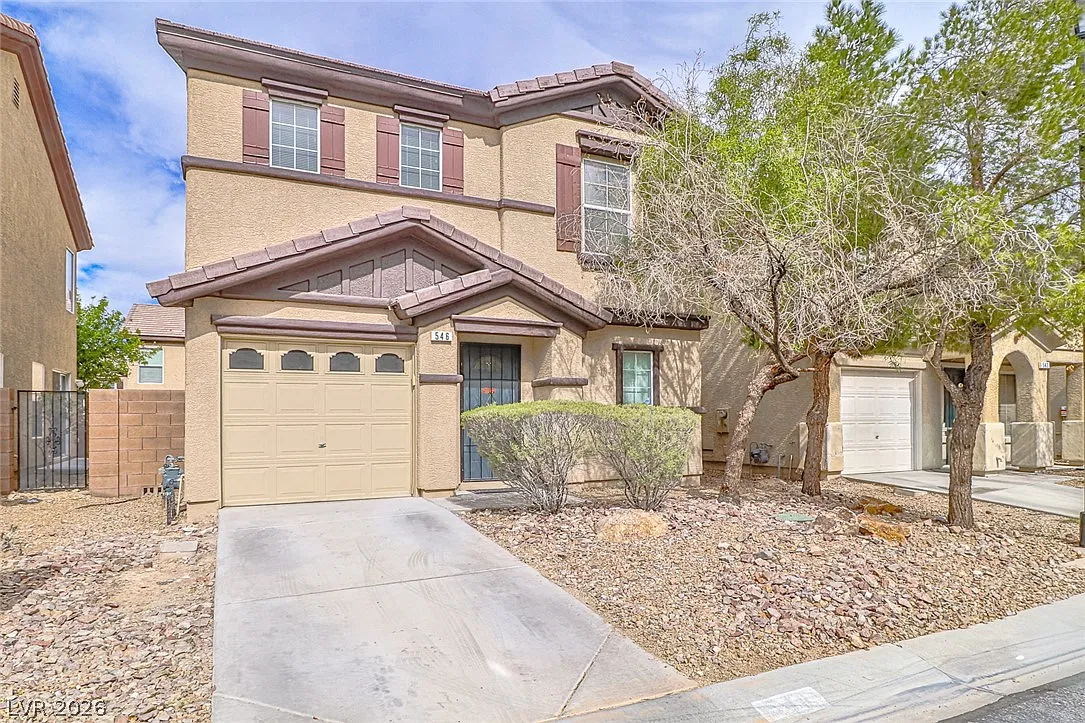 4 bed, 2.5 bath, 1484 sqft, $1,800 — Photo 2