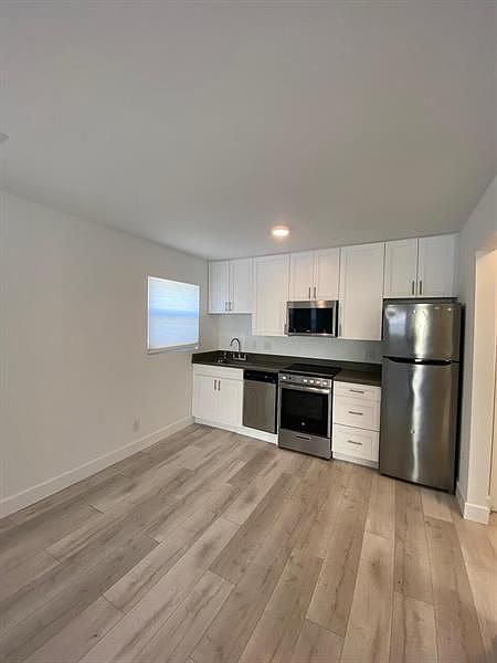 1st image of 102 S K St APT 2