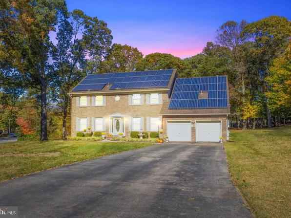 110 Dales Way Dr, Pasadena, MD 21122