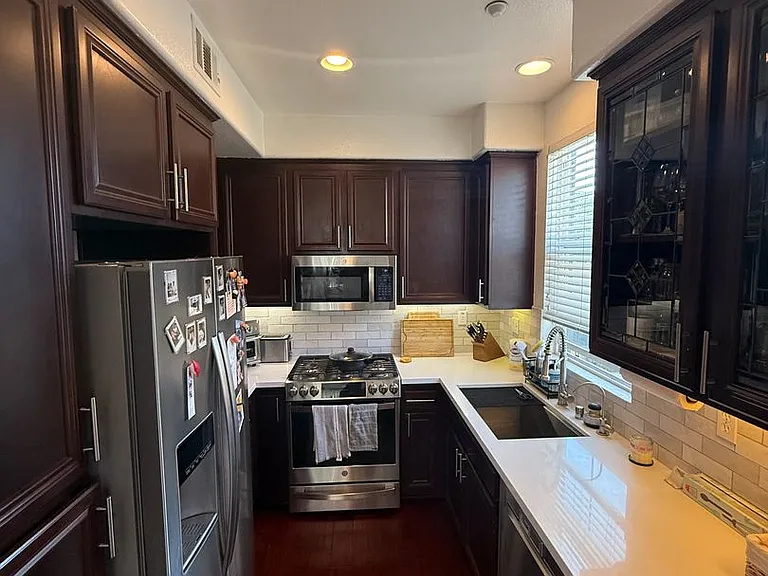 8877 Promenade North Pl — Photo 1