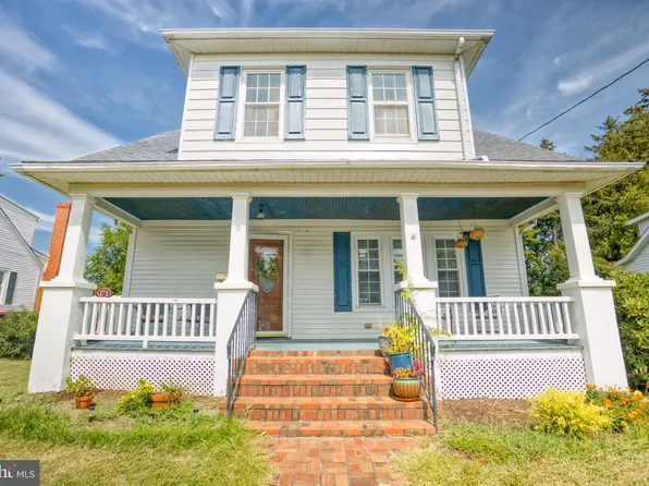 9 W Hoffecker St, Middletown, DE 19709