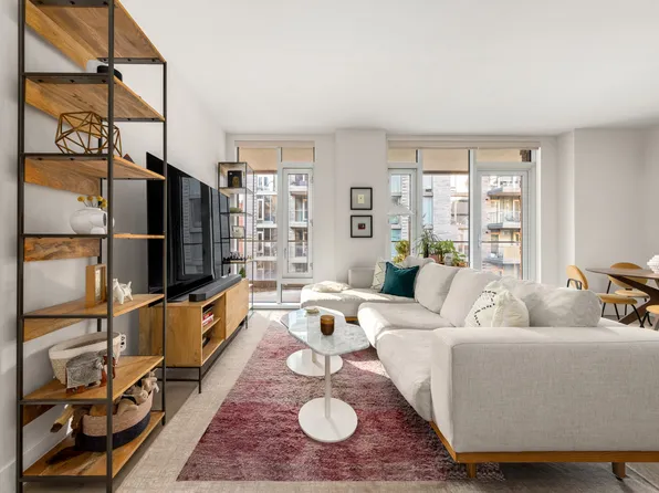 505 West 43rd Street 3E image 1 of 15
