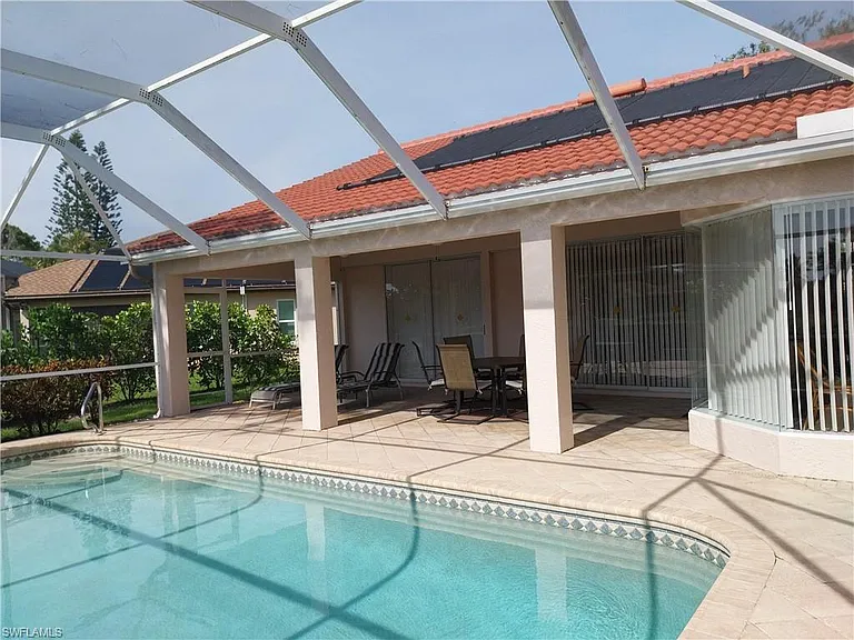 449 Dundee Ct — Photo 29
