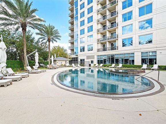 2nd image of 3333 Allen Pkwy Unit 505