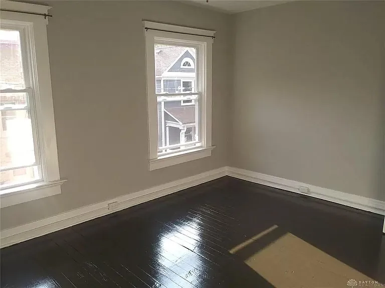 134 Cross St — Photo 8