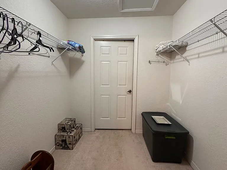 4600 E Moody Blvd #8M — Photo 14