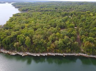 Walnut Ln, Rogers, AR 72756