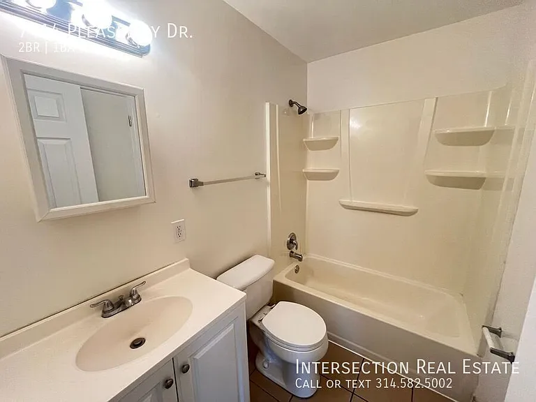7414 Pleaseway Dr — Photo 7