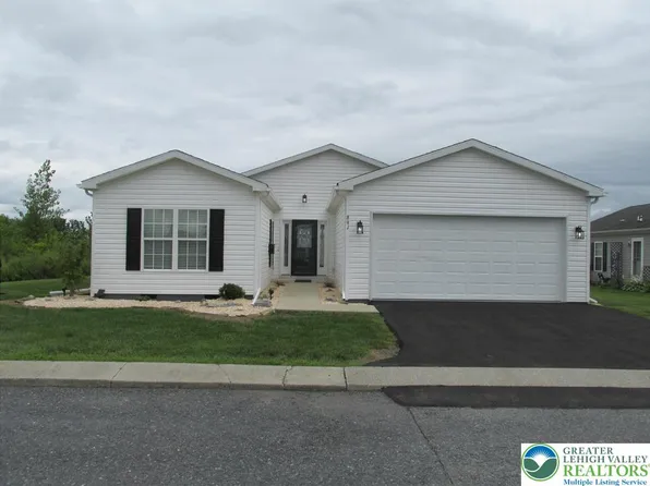 891 Biltmore Ave, Easton, PA 18040