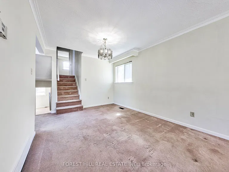 63 Hopperton Dr — Photo 6