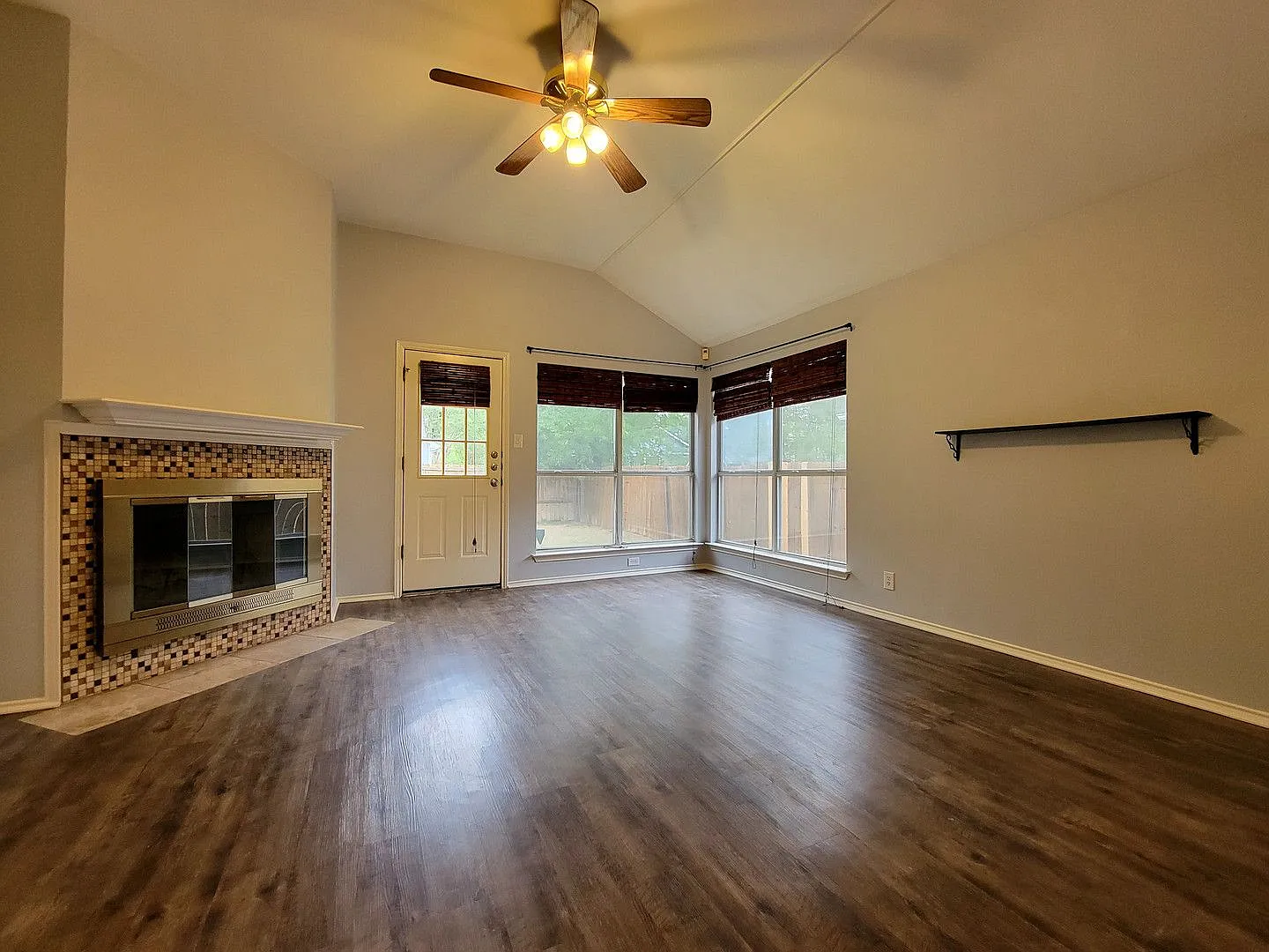 Prime 3BR/2BA Austin Rental Near Major Tech Corridors — Photo 3