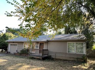 5618 SE Drefshill St, Milwaukie, OR 97222