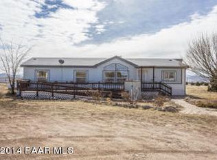 425 W Valleri Ann Rd, Paulden, AZ 86334