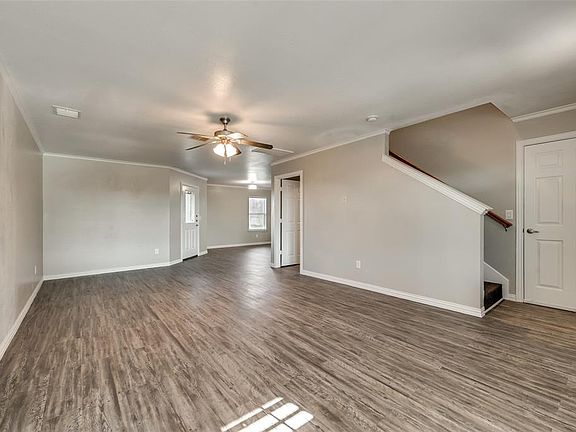 5th image of 2010 Iroquois Dr