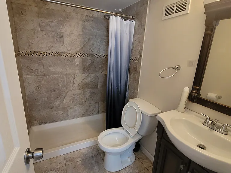 22 Holbrook Rd #1 — Photo 2