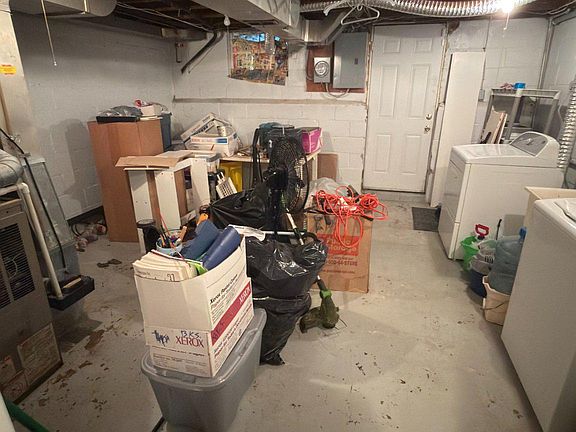 2nd image of 4115 Glen Hunt Rd