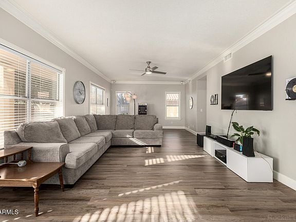3rd image of 314 S SANDSTONE Street