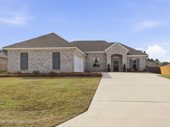 170 Chartleigh Cir, Canton, MS 39046
