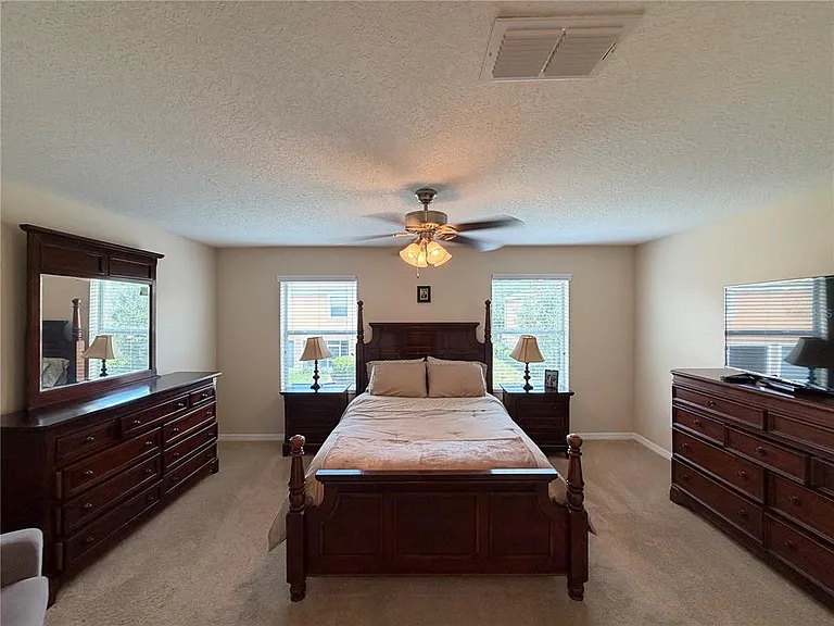 206 Scaton Way — Photo 28