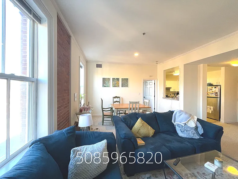4 Davis Ave #3A — Photo 7