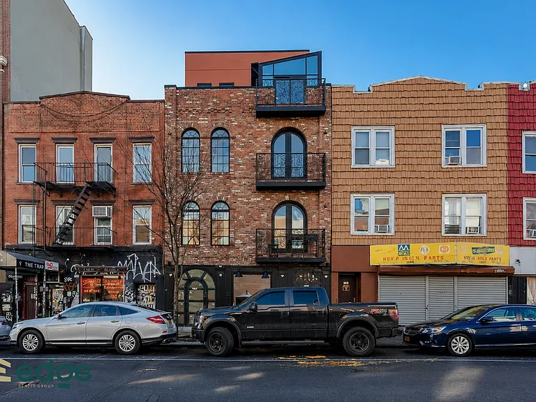 252 Grand St #3F — Photo 13