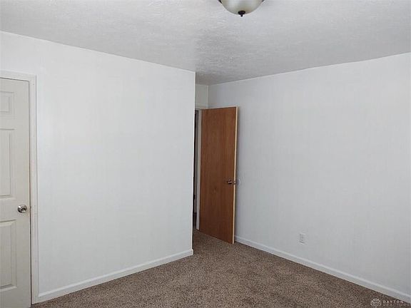 5th image of 706 Ernroe Dr