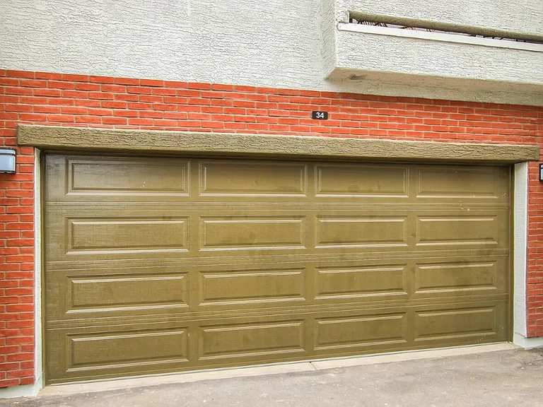 8th & Row Townhomes — Photo 5
