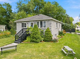 1 Maple Grove St, Whitchurch Stouffville, ON L4A 2X6