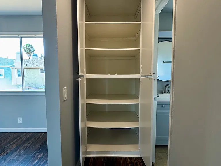 4511 Oregon St #4 — Photo 17