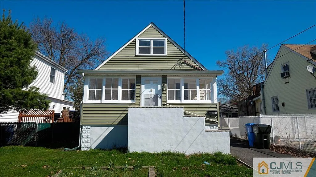 60 Sonora Ave photo 1