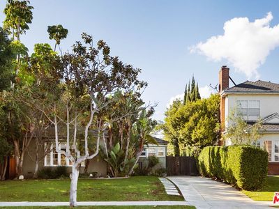 243 S Formosa Ave, Los Angeles, CA, 90036