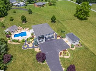 216 Kiddsville Rd, Fishersville, VA 22939