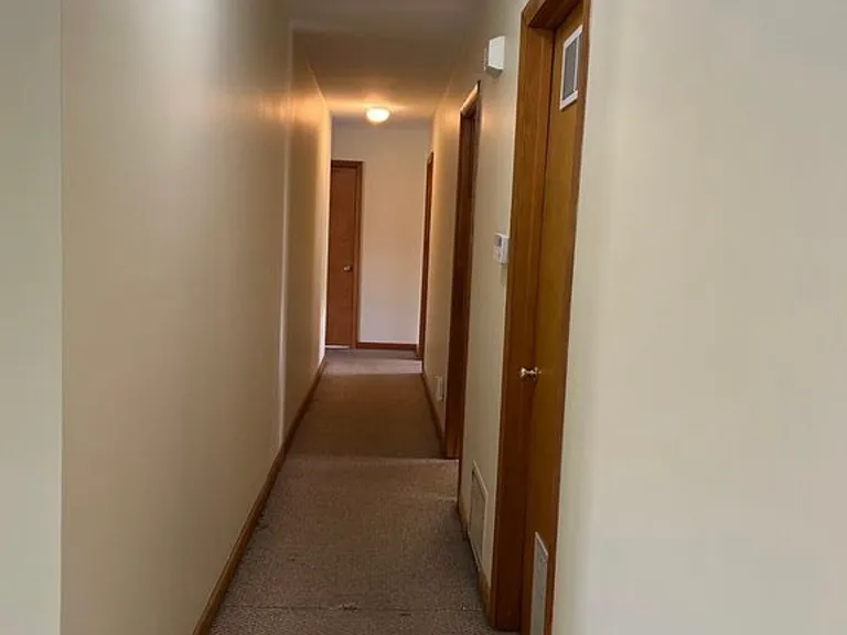 1020 Western Ave #B — Photo 17