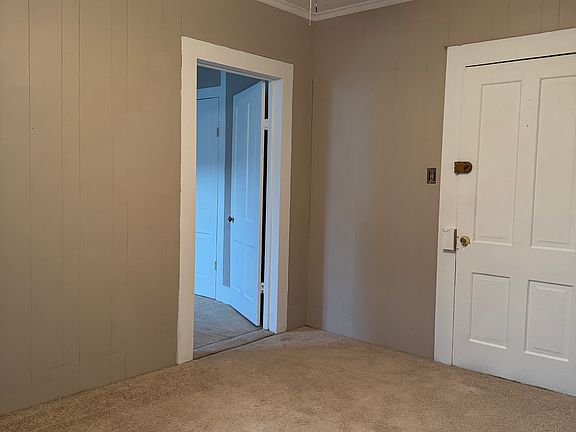 3rd image of 216 24th Ave S #1&2