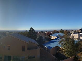 1525 Summit Hills Dr NE, Albuquerque, NM 87112