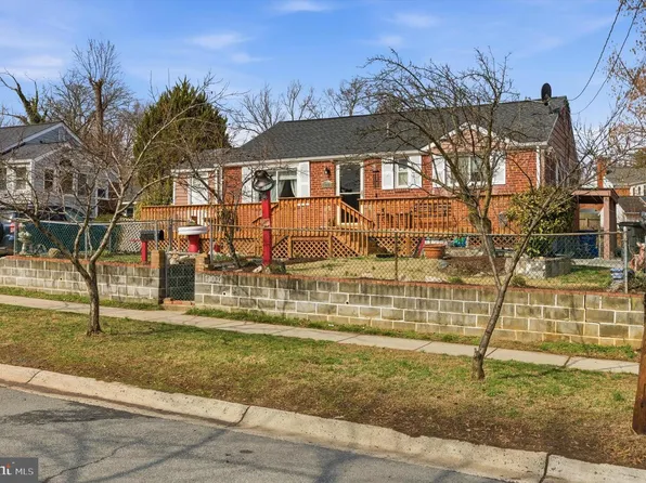 13006 Parkland Dr, Rockville, MD 20853