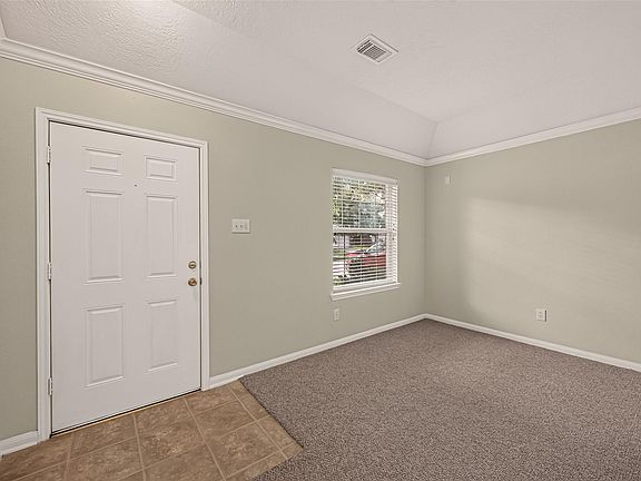 4th image of 5819 Creektrace Ln