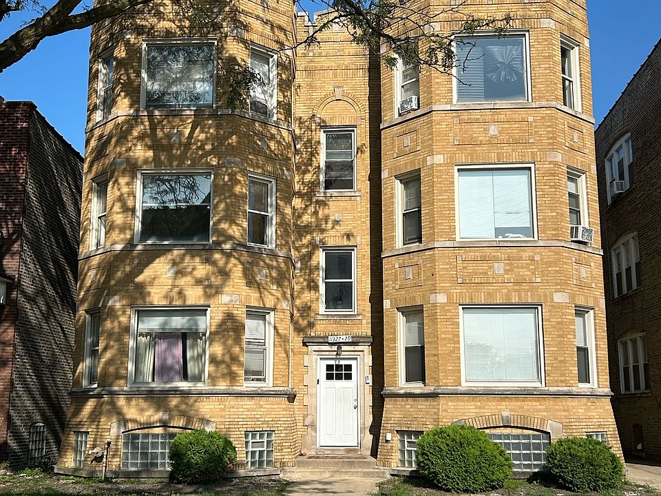 1st image of 11327 S King Dr #2
