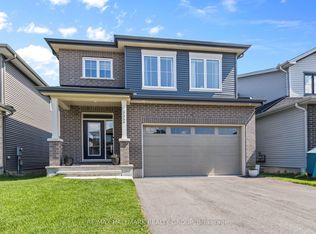892 Sendero Way, Ottawa, ON K2S 2W8