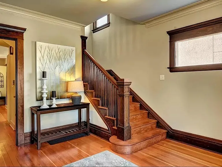 4325 Dayton Ave N — Photo 4
