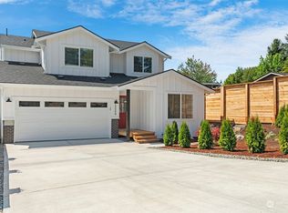 2208 108th Ave SE #B, Lake Stevens, WA
