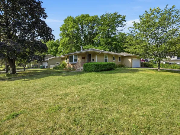 4549 Nevada Ave N, New Hope, MN 55428
